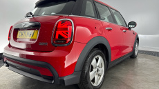MINI Hatchback 1.5 Cooper Classic 5dr Auto Petrol Hatchback